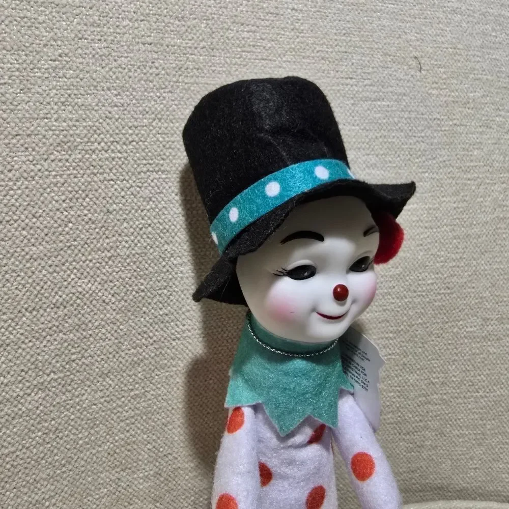 NEW Vintage Nostalgic Style Snowman Shelf Knee Hugger by Mr. Christmas